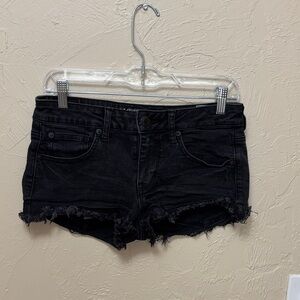116. American eagle super low rise shortie shorts size 6